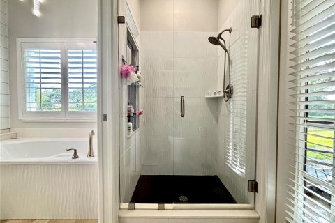 Купить виллу или дом в Лейквуд Ранч, Флорида 9 комнат, 152.73м2, № 1849613 - фото 16