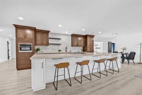 Casa en venta en Largo, Florida, 3 dormitorios, 165.18 m2 № 1804839 - foto 5