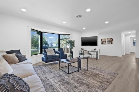Casa en venta en Largo, Florida, 3 dormitorios, 165.18 m2 № 1804839 - foto 10