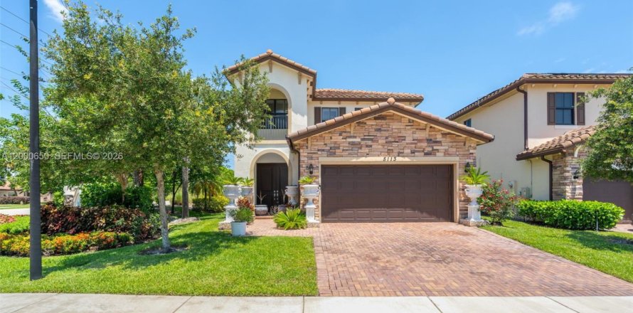 Casa en Tamarac, Florida 4 dormitorios, 226.68 m2 № 2253052