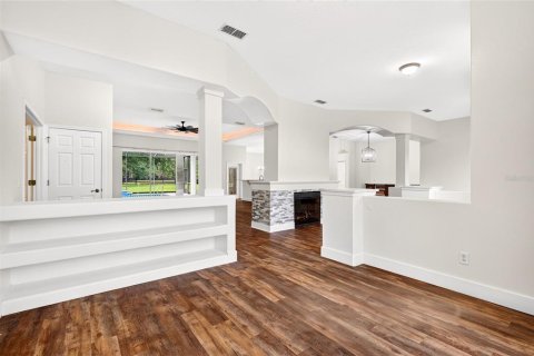 House in Williston, Florida 6 bedrooms, 443.98 sq.m. № 2235737 - photo 12
