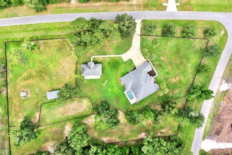 House in Williston, Florida 6 bedrooms, 443.98 sq.m. № 2235737 - photo 3