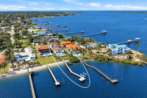 Casa en venta en Bradenton, Florida, 5 dormitorios, 560.76 m2 № 2430624 - foto 3