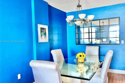 Copropriété à louer à Miami Beach, Floride: 1 chambre, 78.97 m2 № 1987462 - photo 5