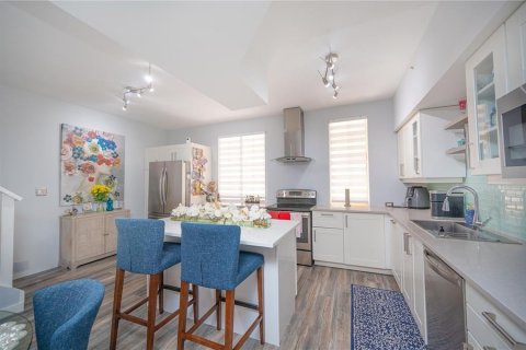 Townhouse in Miami, Florida 3 bedrooms, 134.71 sq.m. № 2245489 - photo 7
