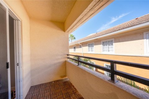 Townhouse in Miami, Florida 3 bedrooms, 134.71 sq.m. № 2245489 - photo 20