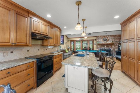 House in Longwood, Florida 4 bedrooms, 183.11 sq.m. № 2378362 - photo 13