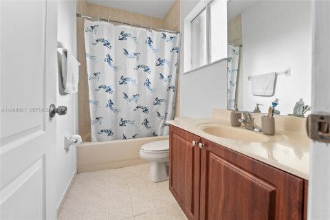 Touwnhouse à vendre à Cutler Bay, Floride: 3 chambres, 120.31 m2 № 2169924 - photo 22