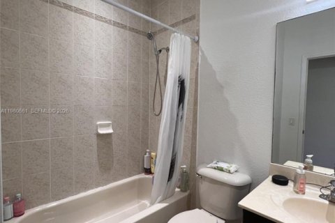 Touwnhouse à vendre à Cutler Bay, Floride: 3 chambres, 120.31 m2 № 2169924 - photo 28