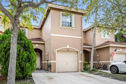Touwnhouse à vendre à Cutler Bay, Floride: 3 chambres, 120.31 m2 № 2169924 - photo 3
