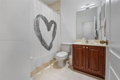 Touwnhouse à vendre à Cutler Bay, Floride: 3 chambres, 120.31 m2 № 2169924 - photo 27