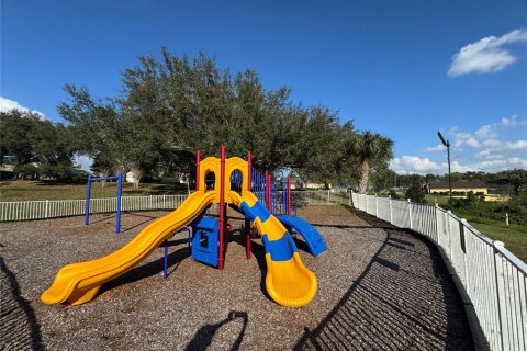 Condominio en venta en Haines City, Florida, 2 dormitorios, 107.02 m2 № 1554432 - foto 16