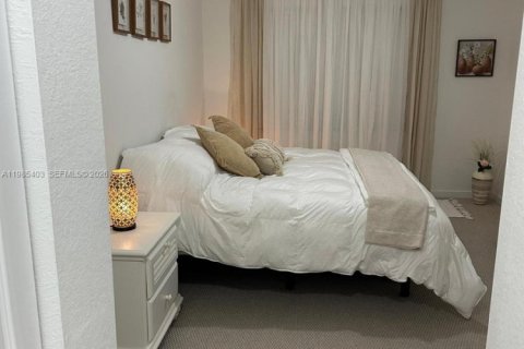 Купить кондоминиум в Майами, Флорида 3 спальни, 128.58м2, № 2047094 - фото 9