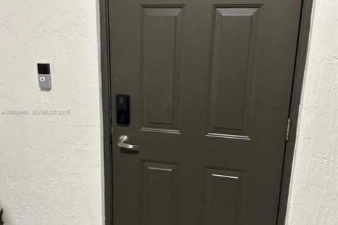 Купить кондоминиум в Майами, Флорида 3 спальни, 128.58м2, № 2047094 - фото 16