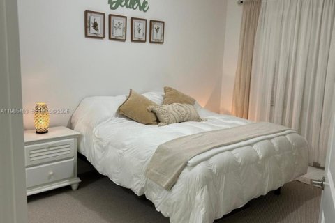 Купить кондоминиум в Майами, Флорида 3 спальни, 128.58м2, № 2047094 - фото 11