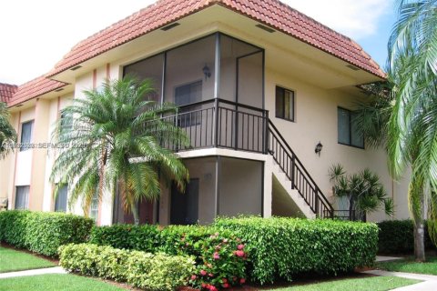 Снять в аренду кондоминиум в Уэстон, Флорида 2 спальни, 114.36м2, № 1991566 - фото 12