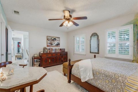 Villa ou maison à louer à Spring Hill, Floride: 3 chambres, 113.34 m2 № 2425638 - photo 23