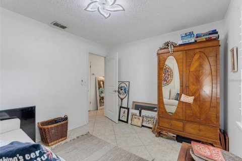 Villa ou maison à louer à Spring Hill, Floride: 3 chambres, 113.34 m2 № 2425638 - photo 29
