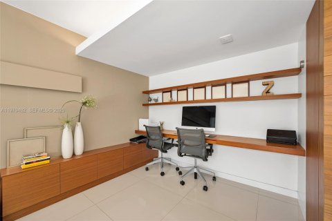 Copropriété à vendre à Key Biscayne, Floride: 4 chambres, 179.3 m2 № 2033736 - photo 17