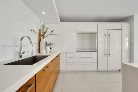 Copropriété à vendre à Key Biscayne, Floride: 4 chambres, 179.3 m2 № 2033736 - photo 8