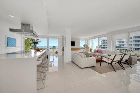 Copropriété à vendre à Key Biscayne, Floride: 4 chambres, 179.3 m2 № 2033736 - photo 2