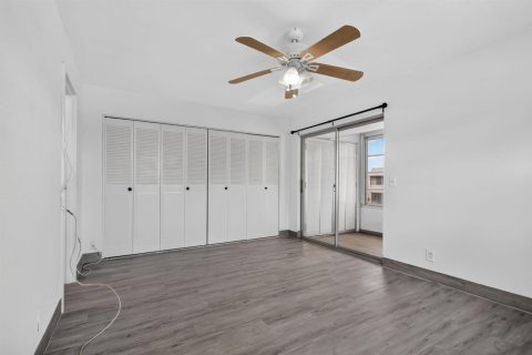 Condo in Delray Beach, Florida, 1 bedroom  № 2240363 - photo 10