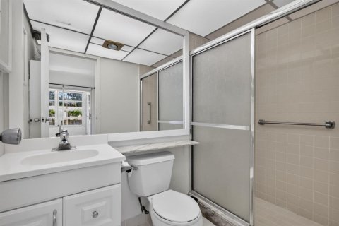 Condo in Delray Beach, Florida, 1 bedroom  № 2240363 - photo 13