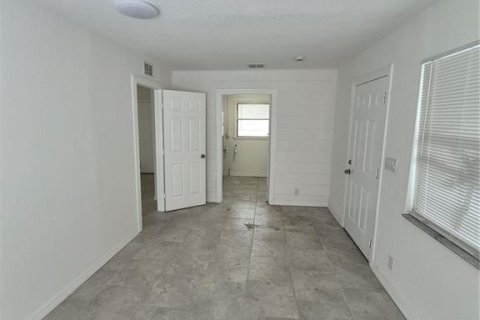 Villa ou maison à louer à Dunnellon, Floride: 3 chambres, 100.15 m2 № 2419311 - photo 17