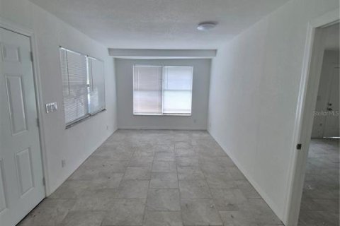 Villa ou maison à louer à Dunnellon, Floride: 3 chambres, 100.15 m2 № 2419311 - photo 19