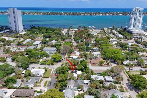 Villa ou maison à vendre à West Palm Beach, Floride: 2 chambres, 123.75 m2 № 2153619 - photo 7