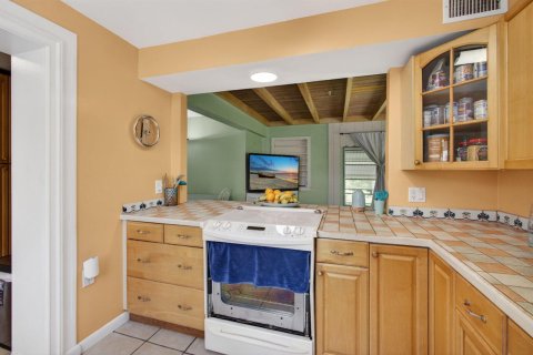 Villa ou maison à vendre à West Palm Beach, Floride: 2 chambres, 123.75 m2 № 2153619 - photo 12