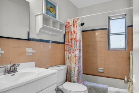 Villa ou maison à vendre à West Palm Beach, Floride: 2 chambres, 123.75 m2 № 2153619 - photo 27