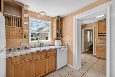 Villa ou maison à vendre à West Palm Beach, Floride: 2 chambres, 123.75 m2 № 2153619 - photo 8