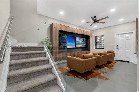 Adosado en alquiler en Davie, Florida, 3 dormitorios, 157.56 m2 № 2006164 - foto 13