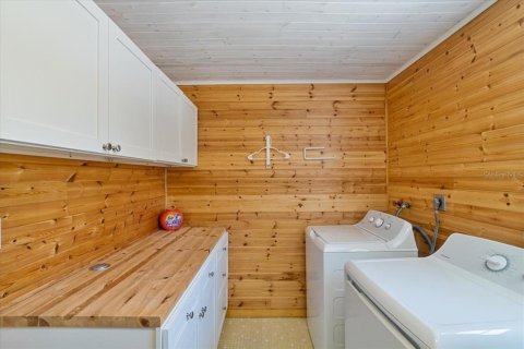 House in Big Pine Key, Florida 3 bedrooms, 124.86 sq.m. № 1590101 - photo 27