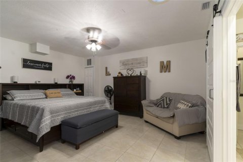Villa ou maison à vendre à Tampa, Floride: 3 chambres, 153.75 m2 № 2099448 - photo 29