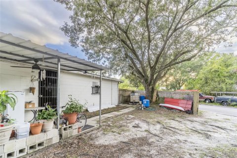Villa ou maison à vendre à Tampa, Floride: 3 chambres, 153.75 m2 № 2099448 - photo 5