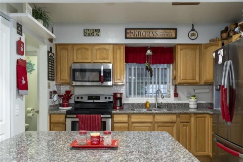 Villa ou maison à vendre à Tampa, Floride: 3 chambres, 153.75 m2 № 2099448 - photo 13