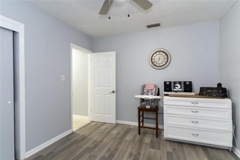 Villa ou maison à vendre à Tampa, Floride: 3 chambres, 153.75 m2 № 2099448 - photo 23