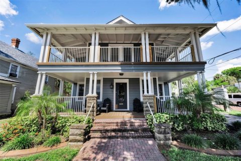 House in Tarpon Springs, Florida 5 bedrooms, 207.73 sq.m. № 2201294 - photo 7