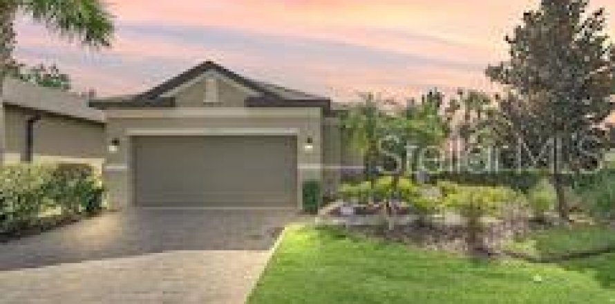 Villa ou maison à Clermont, Floride 2 chambres, 160.35 m2 № 1915107