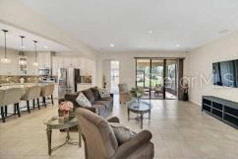 Villa ou maison à vendre à Clermont, Floride: 2 chambres, 160.35 m2 № 1915107 - photo 11