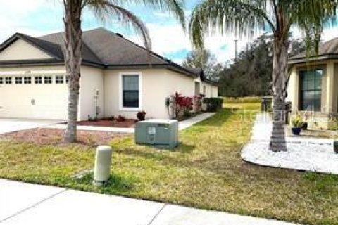 House in Lakeland, Florida 3 bedrooms, 140.84 sq.m. № 2215332 - photo 3