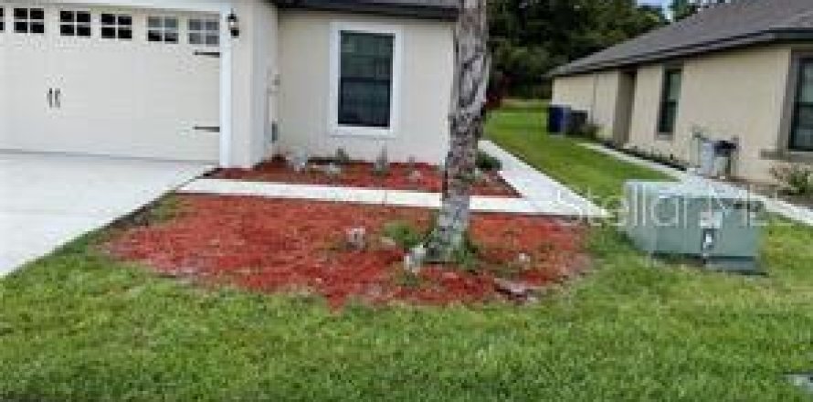 House in Lakeland, Florida 3 bedrooms, 140.84 sq.m. № 2215332