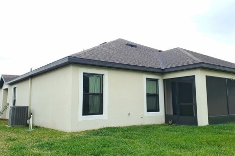 House in Lakeland, Florida 3 bedrooms, 140.84 sq.m. № 2215332 - photo 5