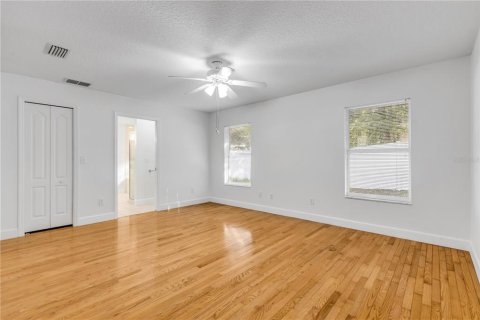 Casa en venta en Edgewater, Florida, 3 dormitorios, 212.37 m2 № 2360646 - foto 28