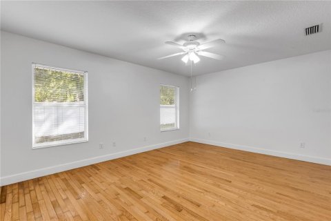 Casa en venta en Edgewater, Florida, 3 dormitorios, 212.37 m2 № 2360646 - foto 25