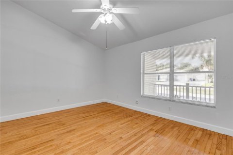 Casa en venta en Edgewater, Florida, 3 dormitorios, 212.37 m2 № 2360646 - foto 8