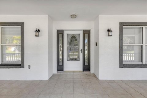 Casa en venta en Edgewater, Florida, 3 dormitorios, 212.37 m2 № 2360646 - foto 4