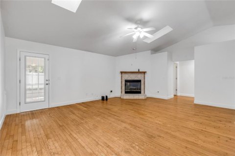 Casa en venta en Edgewater, Florida, 3 dormitorios, 212.37 m2 № 2360646 - foto 12